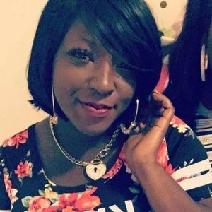 Meet your Posher, Olivia